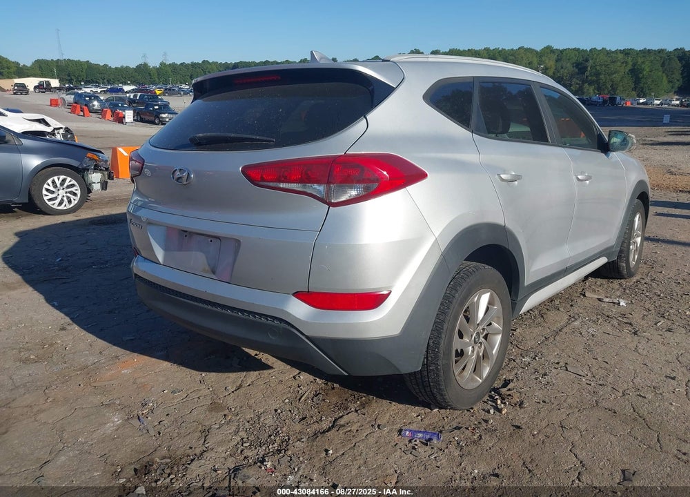 2018 HYUNDAI TUCSON VIN: KM8J33A48JU710879