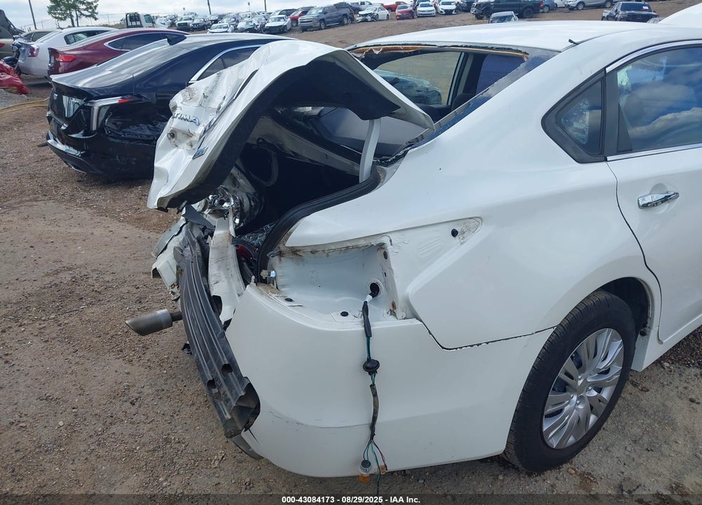 2014 NISSAN ALTIMA VIN: 1N4AL3AP5EN255235