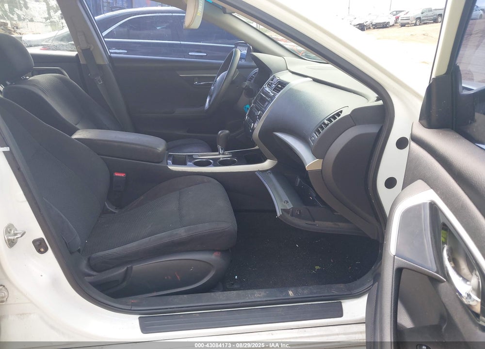 2014 NISSAN ALTIMA VIN: 1N4AL3AP5EN255235