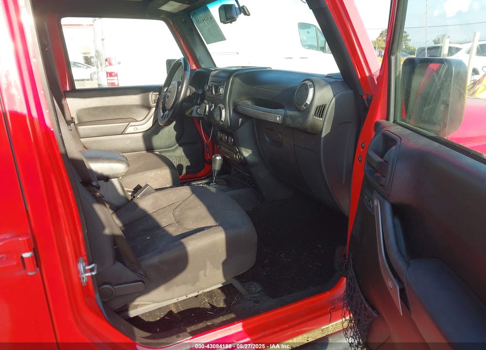2016 JEEP WRANGLER UNLIMITED VIN: 1C4BJWDG0GL318886