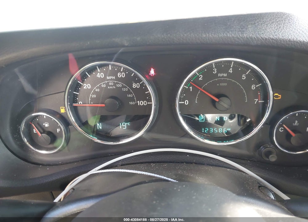 2016 JEEP WRANGLER UNLIMITED VIN: 1C4BJWDG0GL318886