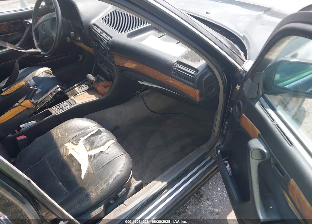 1988 BMW 735 VIN: WBAGC4319J3316415