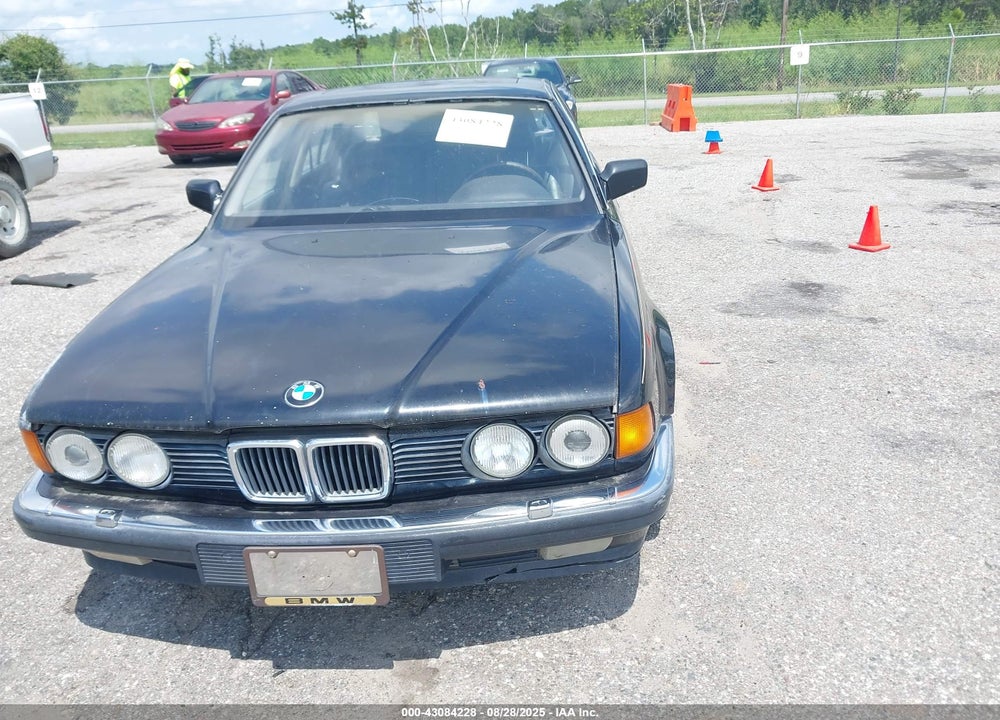 1988 BMW 735 VIN: WBAGC4319J3316415