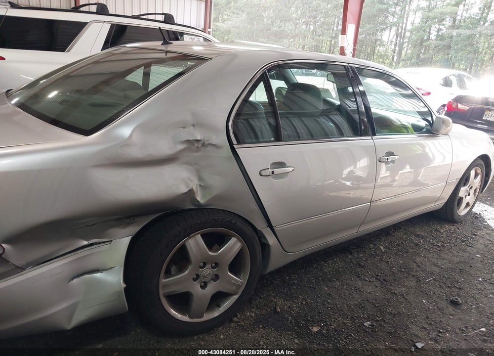2005 LEXUS LS 430 VIN: JTHBN36F655006000