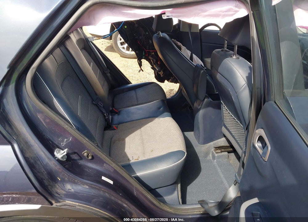 2022 HYUNDAI VENUE VIN: KMHRC8A37NU182443