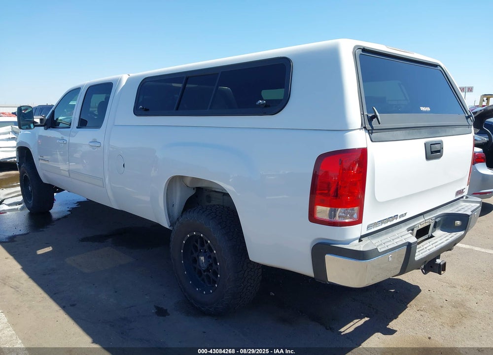 2008 GMC SIERRA 2500HD SLT VIN: 1GTHK23608F135836