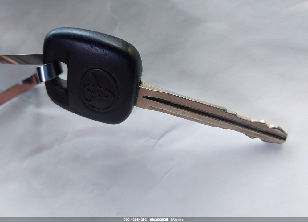 2015 TOYOTA TACOMA VIN: 5TFJX4GNXFX040949