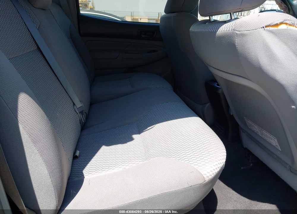 2015 TOYOTA TACOMA VIN: 5TFJX4GNXFX040949