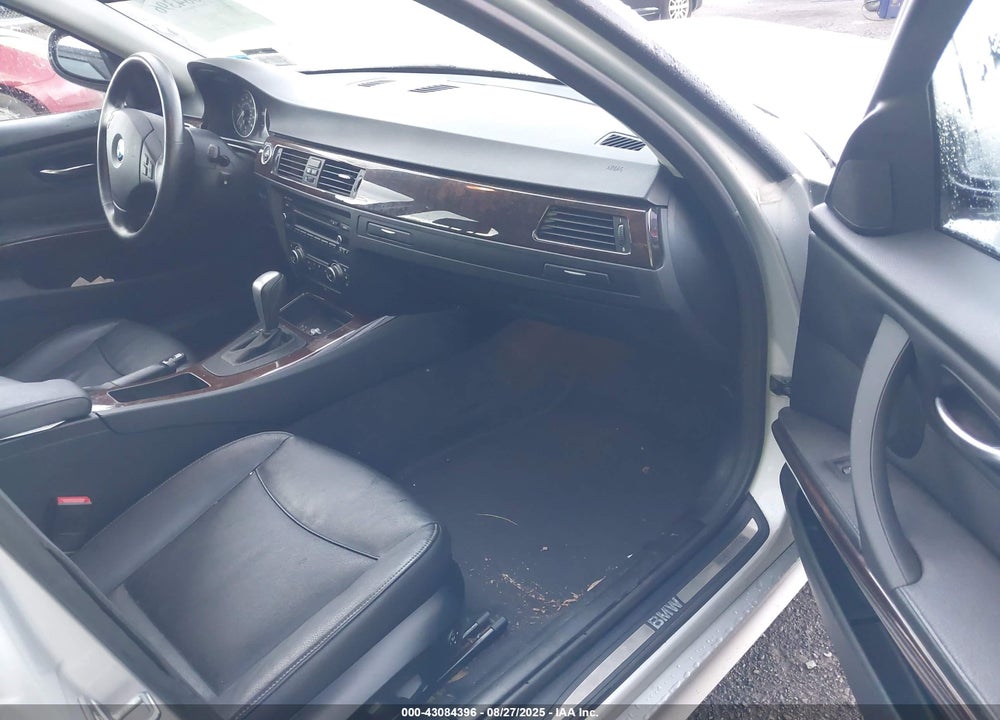 2011 BMW 3 SERIES VIN: WBAPK5G5XBNN26954
