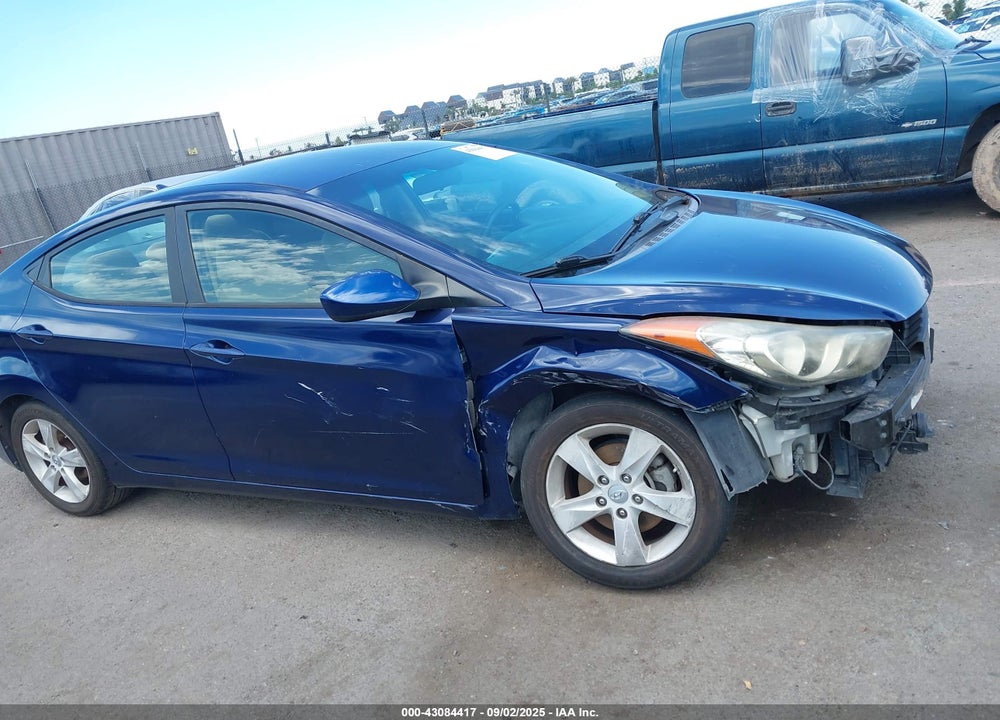 2013 HYUNDAI ELANTRA GLS VIN: KMHDH4AE2DU709907
