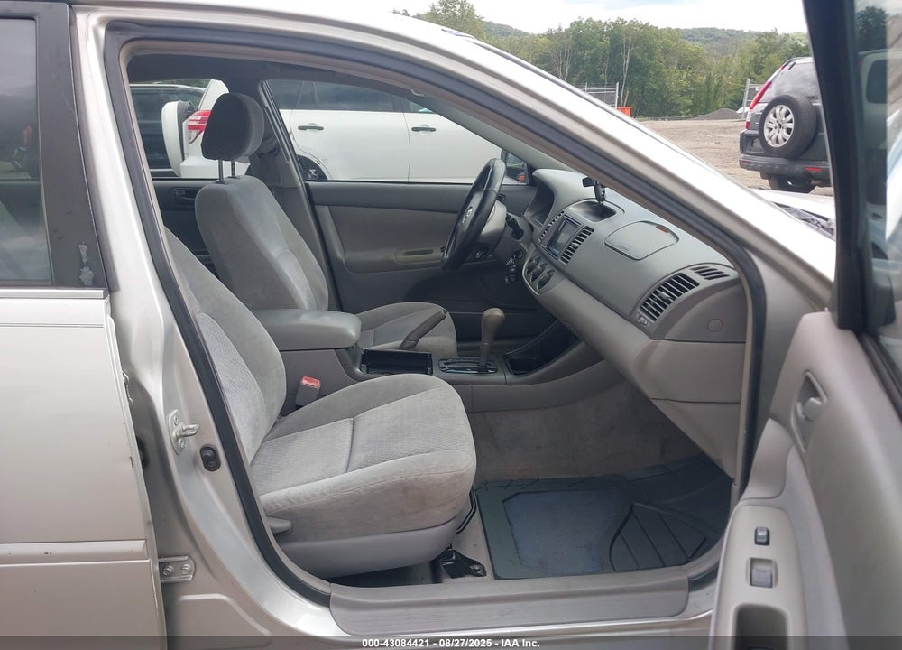 2004 TOYOTA CAMRY LE VIN: 4T1BE32K04U299087