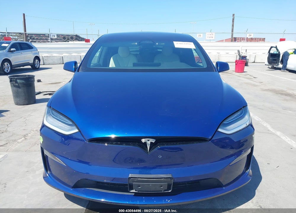 2022 TESLA MODEL X VIN: 7SAXCAE50NF363619