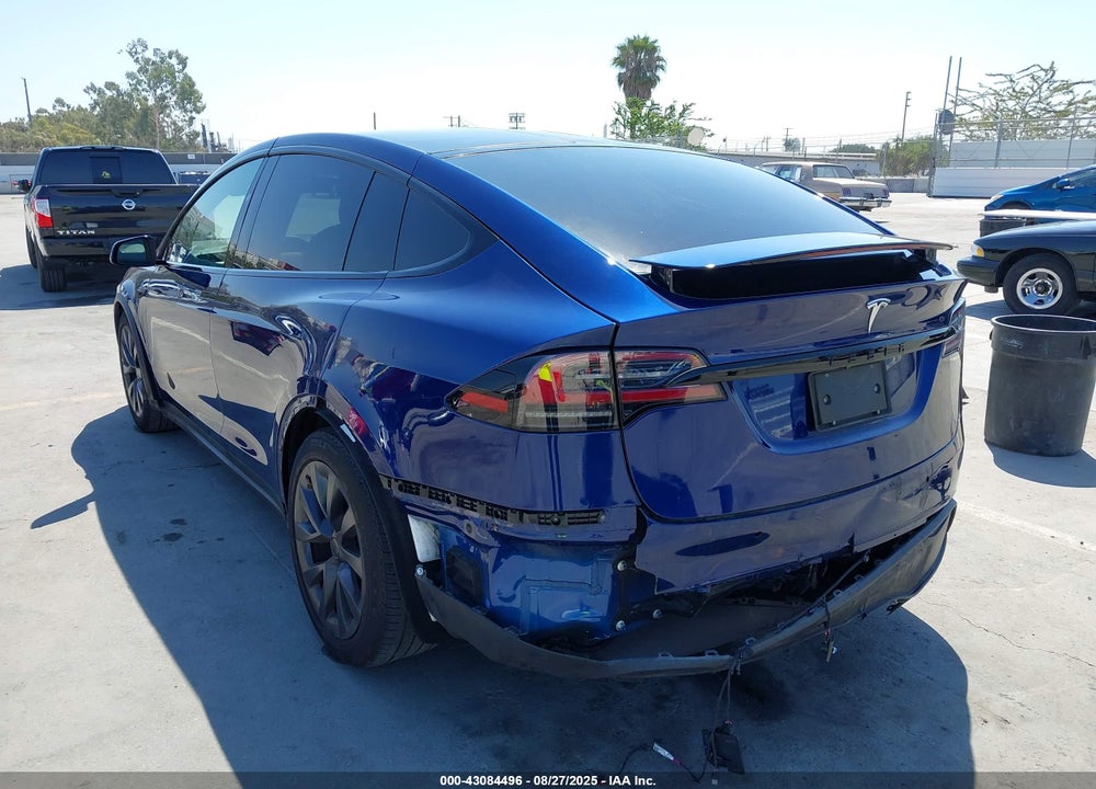 2022 TESLA MODEL X VIN: 7SAXCAE50NF363619