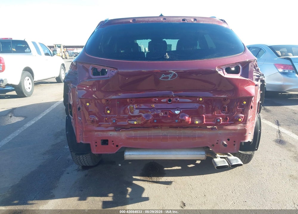 2017 HYUNDAI TUCSON VIN: KM8J33A2XHU361555