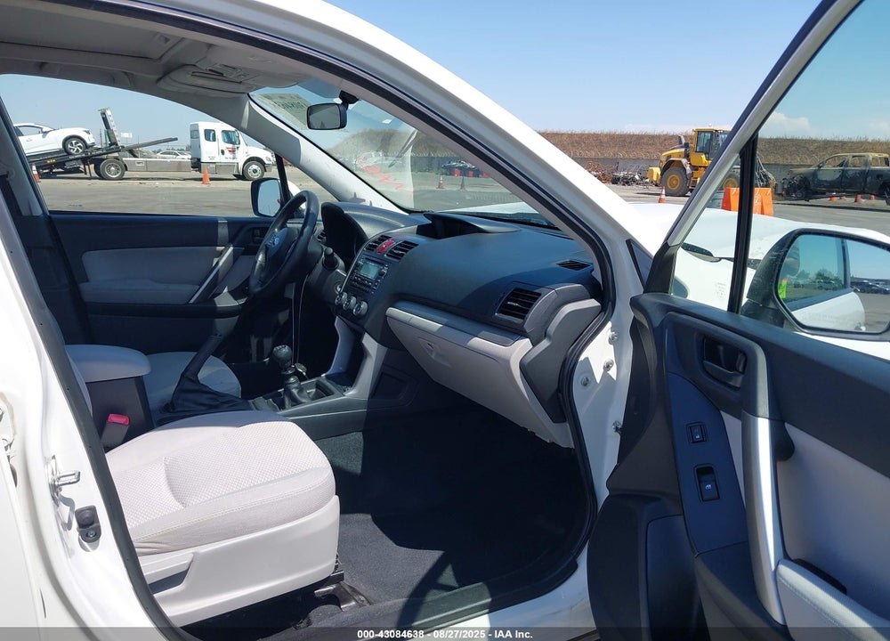 2015 SUBARU FORESTER VIN: JF2SJADC8FG522635