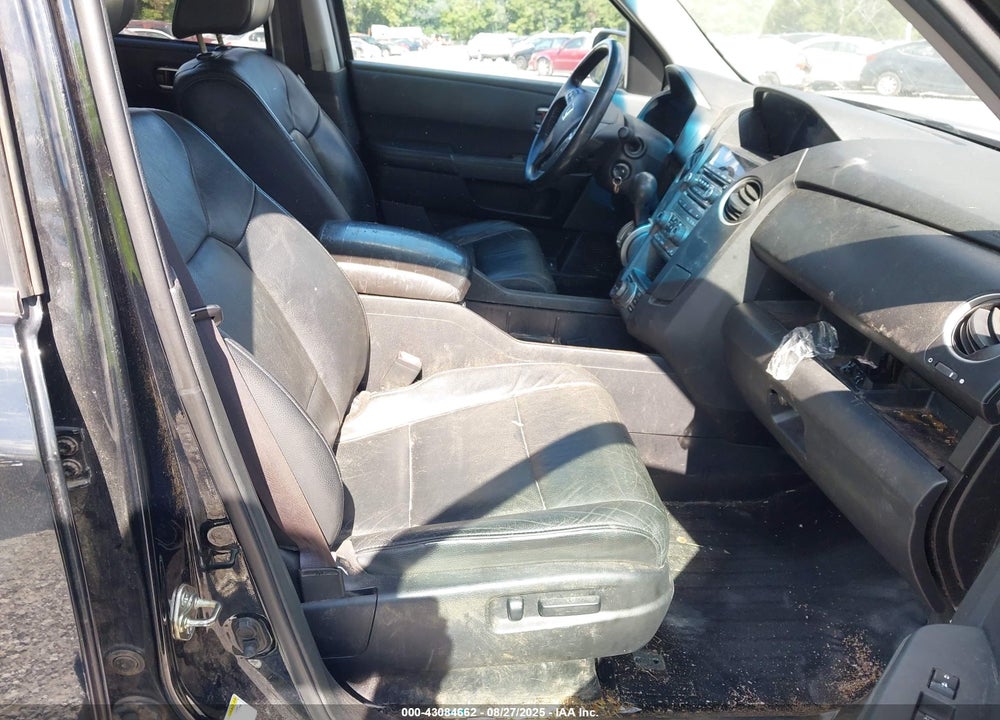 2014 HONDA PILOT VIN: 5FNYF3H99EB015045