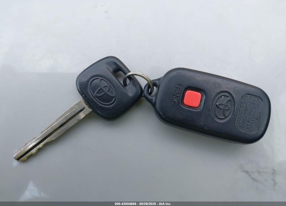 2005 TOYOTA CAMRY LE VIN: 4T1BE32K65U570784