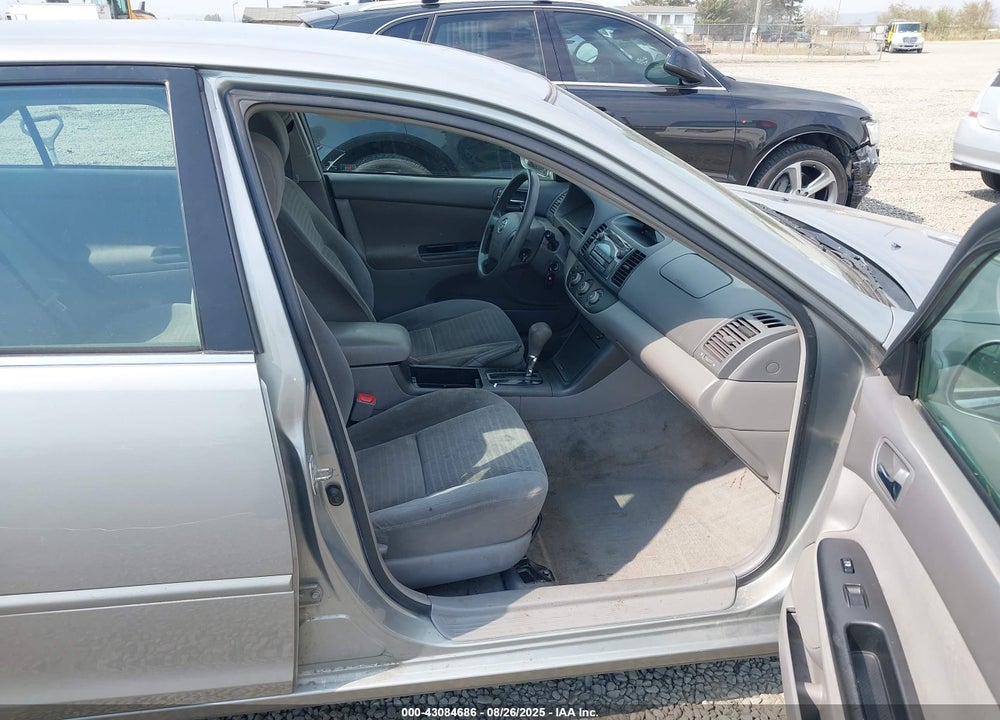 2005 TOYOTA CAMRY LE VIN: 4T1BE32K65U570784