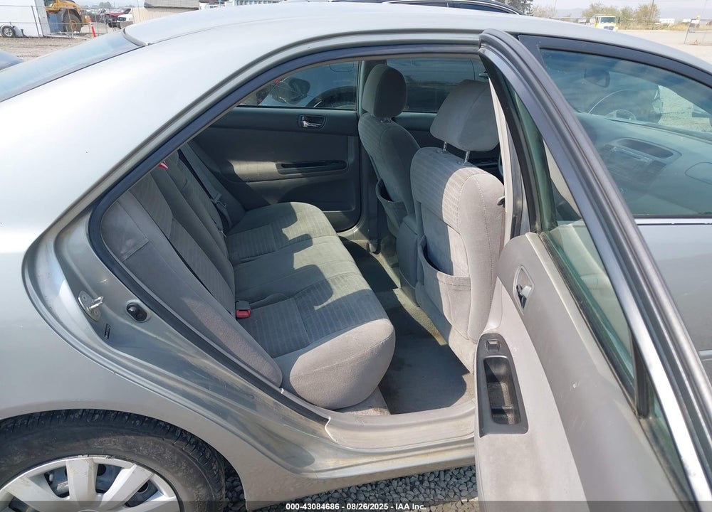 2005 TOYOTA CAMRY LE VIN: 4T1BE32K65U570784
