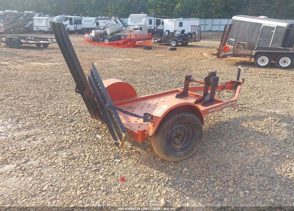2015 DITCH WITCH TRAILER VIN: 1DSB121B3F170003