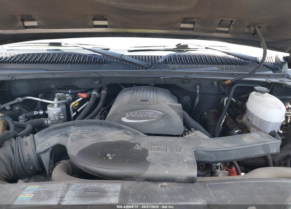 2005 CHEVROLET TAHOE LT VIN: 1GNEK13T65J209893