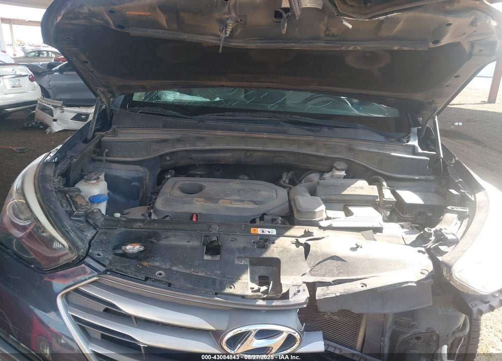2018 HYUNDAI SANTA FE VIN: 5NMZU3LB9JH057132
