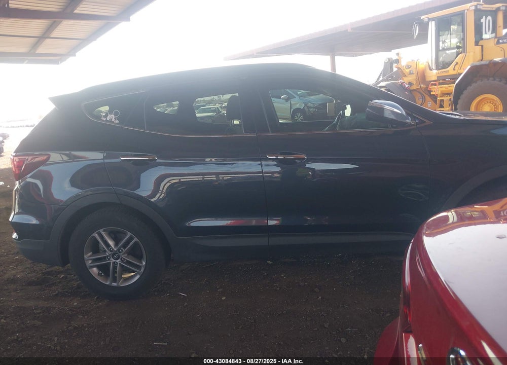 2018 HYUNDAI SANTA FE VIN: 5NMZU3LB9JH057132