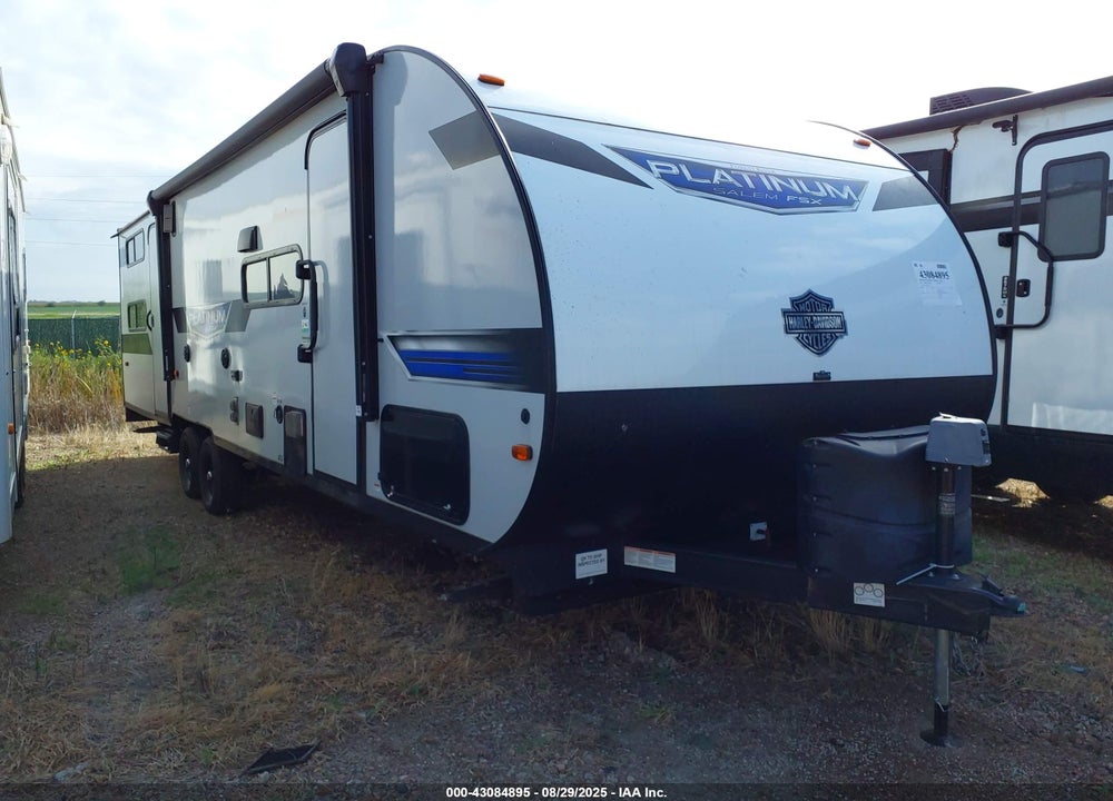 2022 FOREST RIVER PLATINUM SALEM FSX TOY HAULER TRAVEL TRAILER VIN: 5ZT2SMTB7NG073239