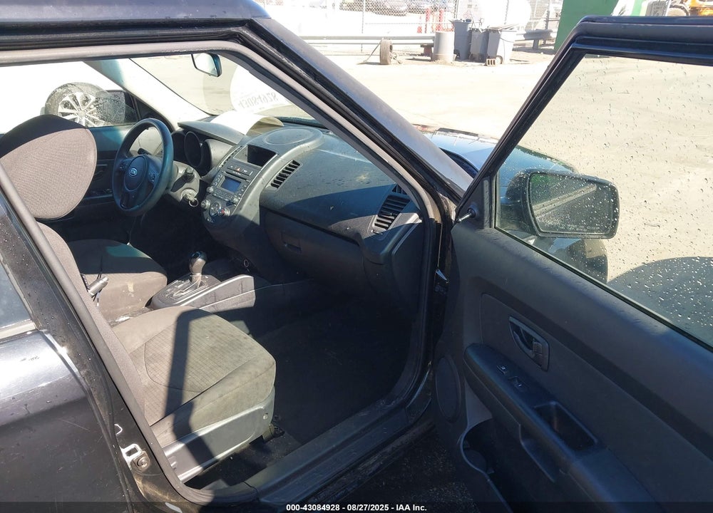 2012 KIA SOUL VIN: KNDJT2A51C7744610
