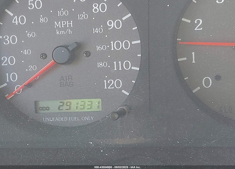 1998 INFINITI QX4 VIN: JNRAR05Y7WW037769