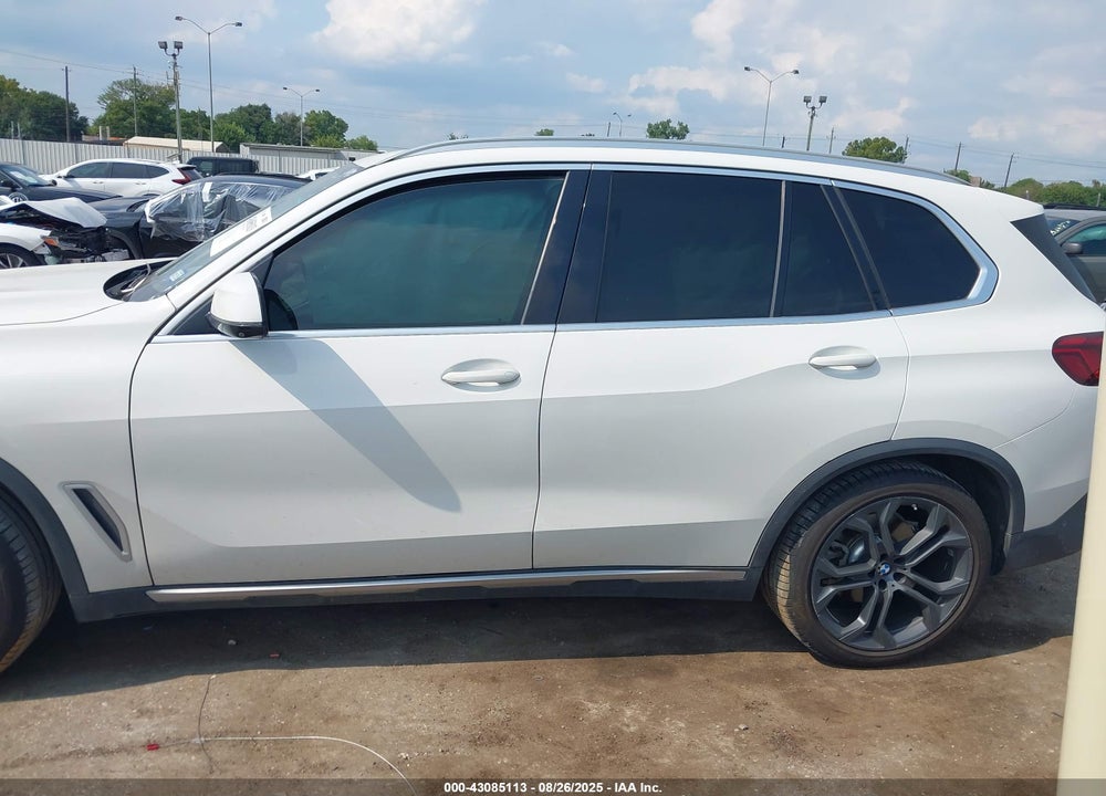 2019 BMW X5 VIN: 5UXCR6C50KLL09920