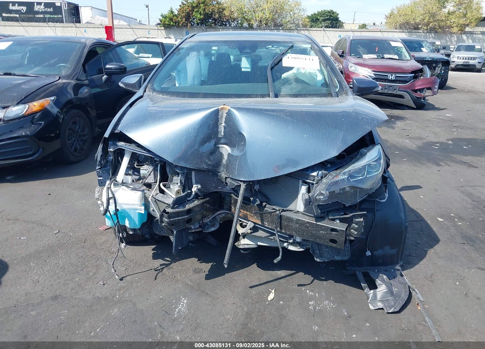 2018 TOYOTA COROLLA VIN: 5YFBURHE1JP801870