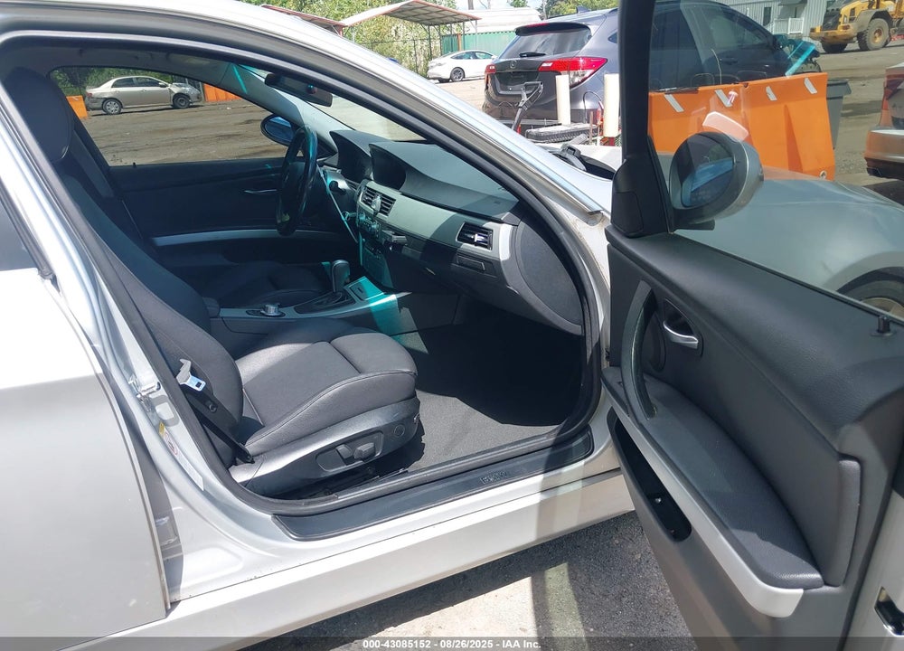 2006 BMW 330I VIN: WBAVB33586KR79558