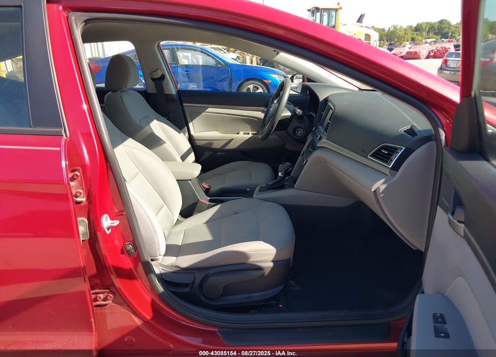 2017 HYUNDAI ELANTRA SE VIN: 5NPD84LF3HH003989