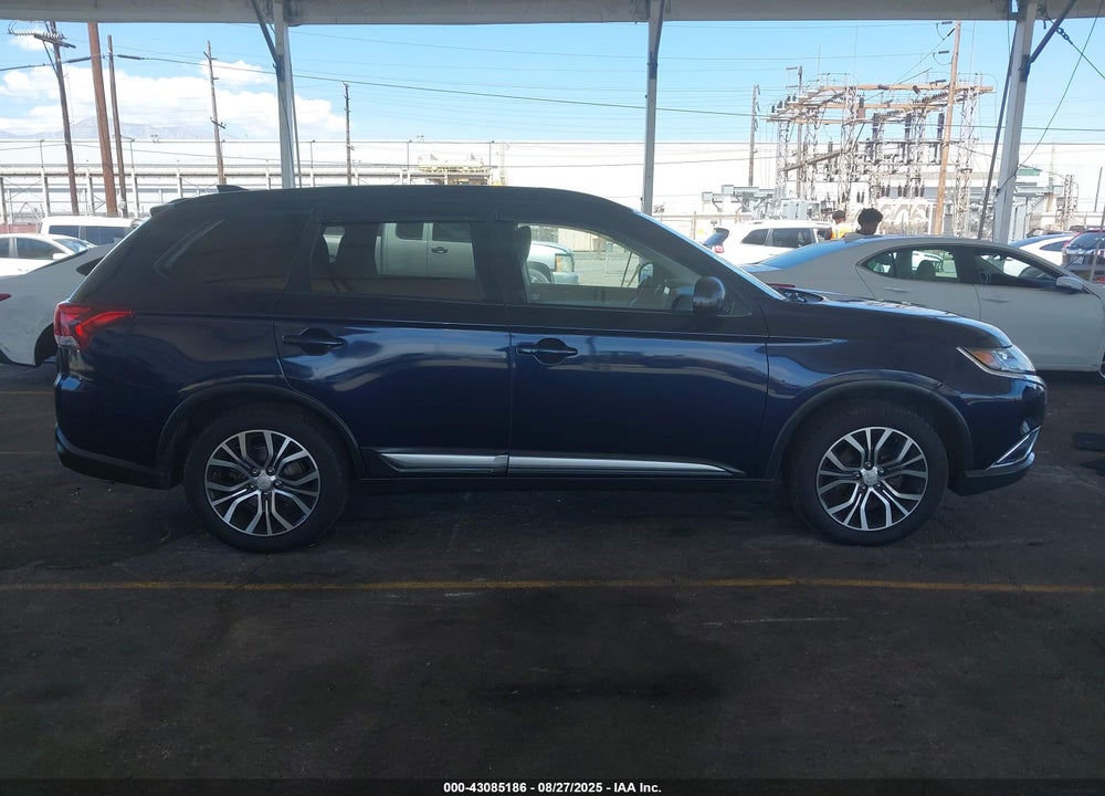 2018 MITSUBISHI OUTLANDER VIN: JA4AD2A3XJJ004947
