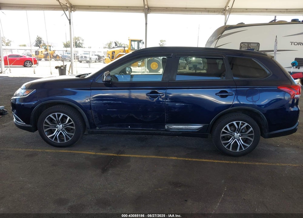 2018 MITSUBISHI OUTLANDER VIN: JA4AD2A3XJJ004947