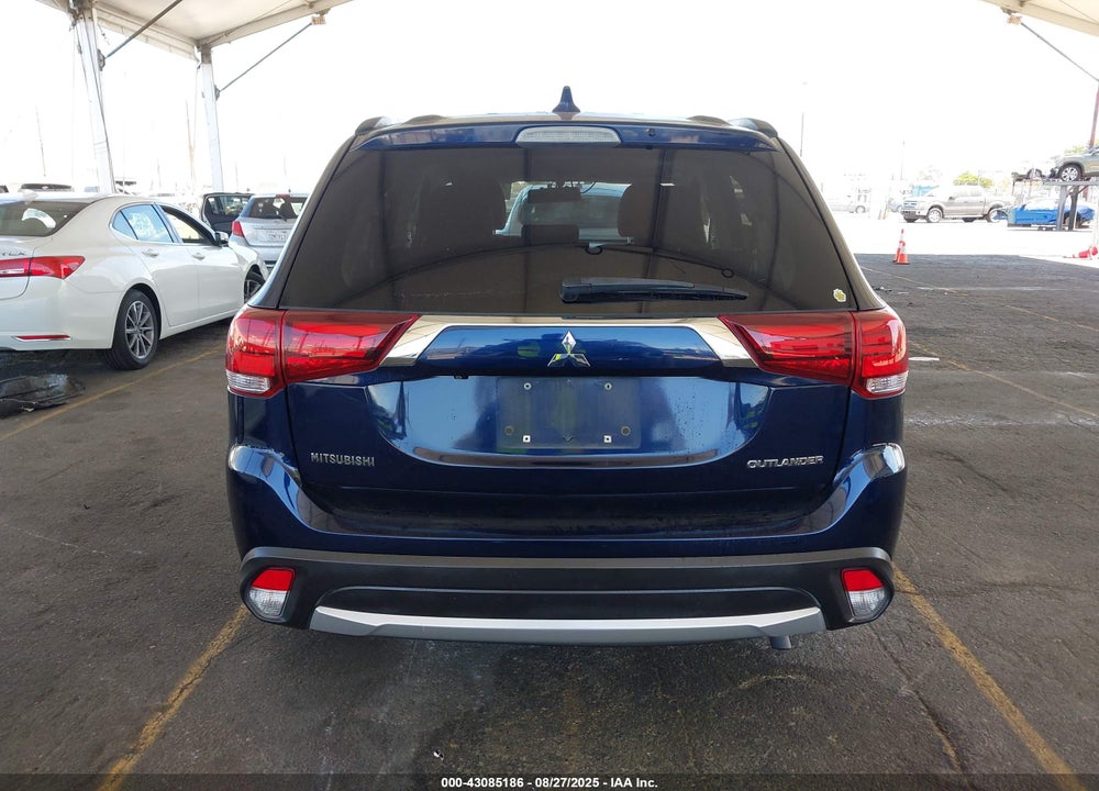 2018 MITSUBISHI OUTLANDER VIN: JA4AD2A3XJJ004947