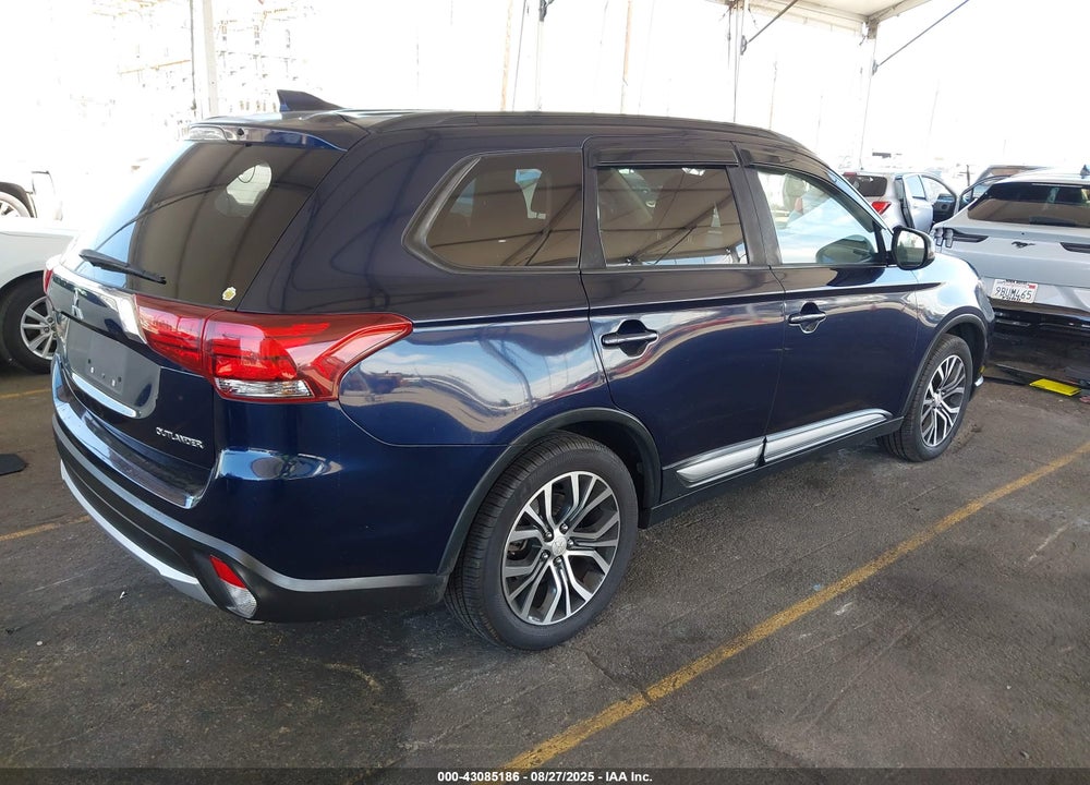 2018 MITSUBISHI OUTLANDER VIN: JA4AD2A3XJJ004947