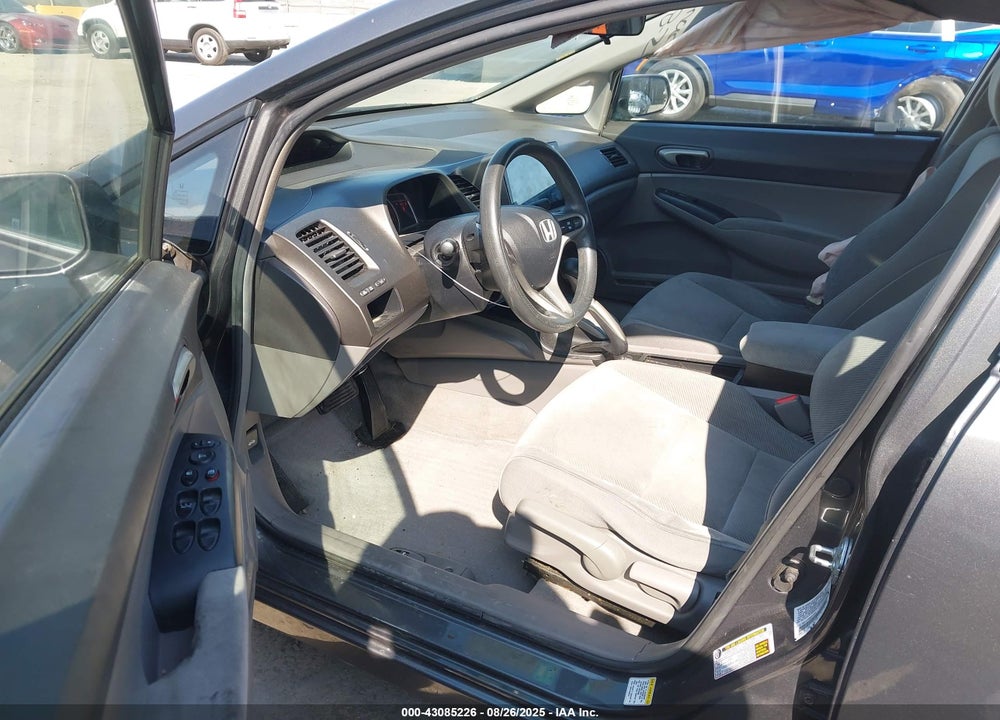2011 HONDA CIVIC LX VIN: 2HGFA1F50BH501955