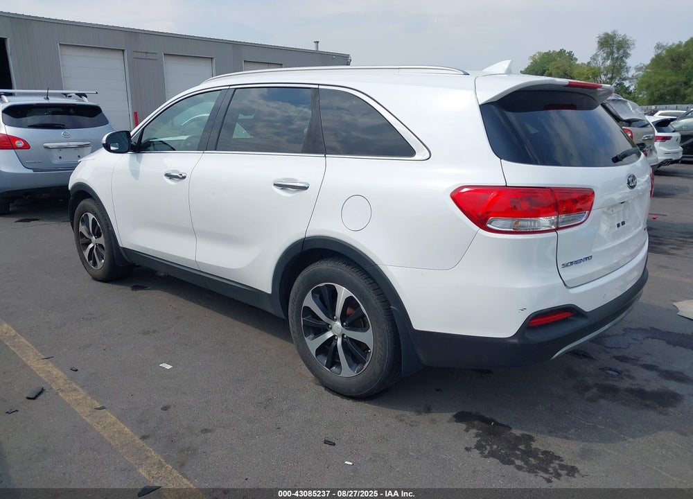 2016 KIA SORENTO VIN: 5XYPH4A58GG164383