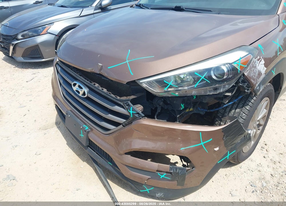 2016 HYUNDAI TUCSON SE VIN: KM8J3CA44GU181343