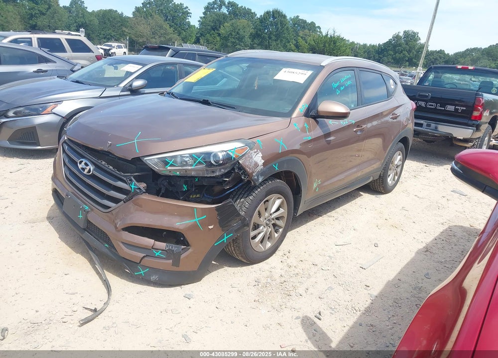2016 HYUNDAI TUCSON SE VIN: KM8J3CA44GU181343