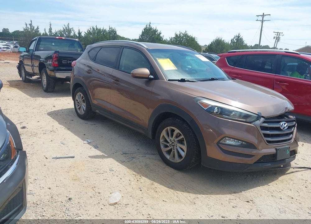 2016 HYUNDAI TUCSON SE VIN: KM8J3CA44GU181343