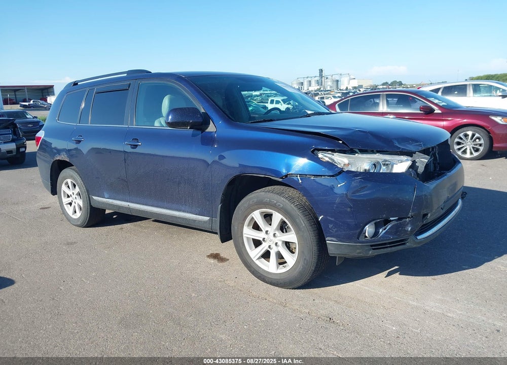 2011 TOYOTA HIGHLANDER BASE V6 VIN: 5TDBK3EH9BS063729