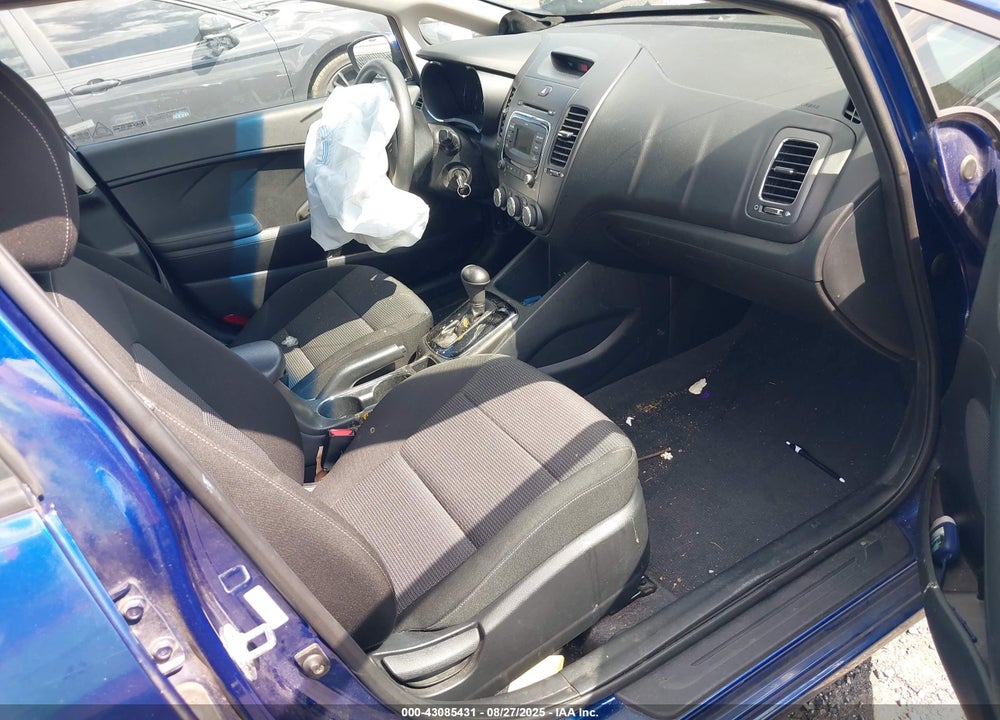 2018 KIA FORTE LX VIN: 3KPFK4A73JE178792