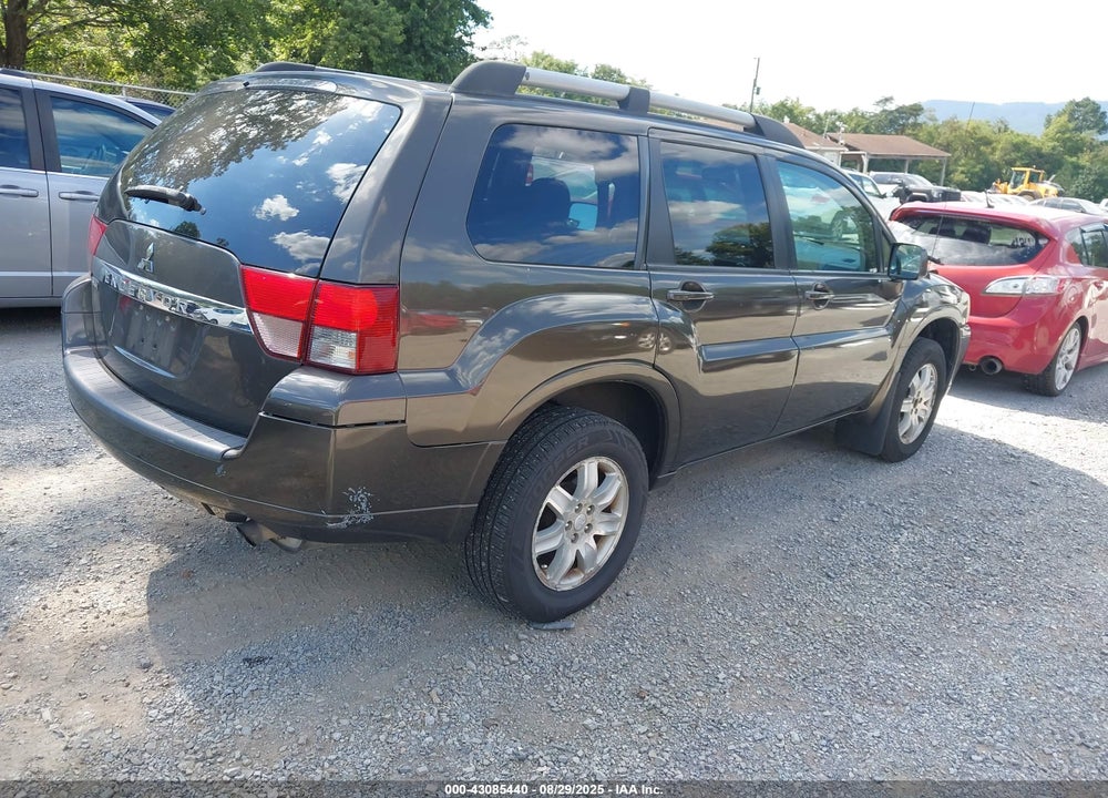 2011 MITSUBISHI ENDEAVOR VIN: 4A4JN2AS5BE024942