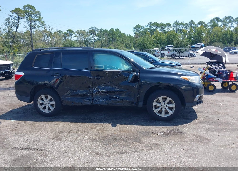 2011 TOYOTA HIGHLANDER VIN: 5TDBK3EH9BS050298