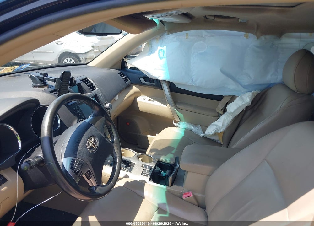 2011 TOYOTA HIGHLANDER VIN: 5TDBK3EH9BS050298