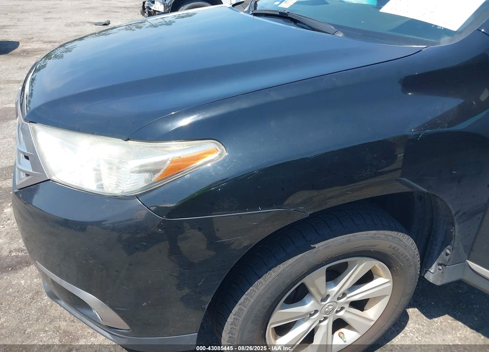 2011 TOYOTA HIGHLANDER VIN: 5TDBK3EH9BS050298