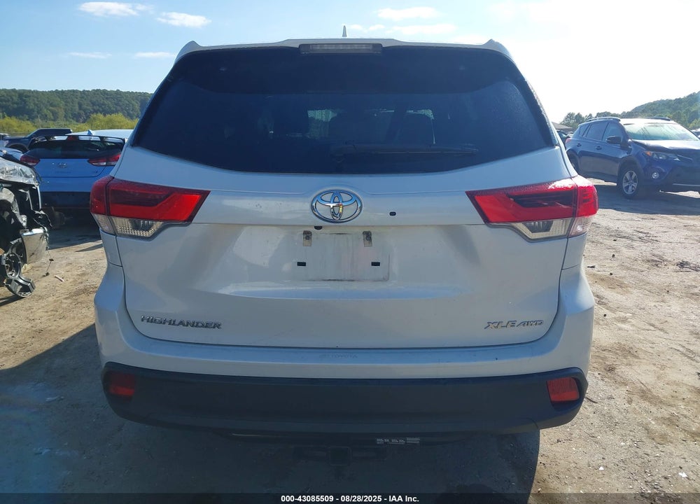 2019 TOYOTA HIGHLANDER SE/XLE VIN: 5TDJZRFHXKS567344